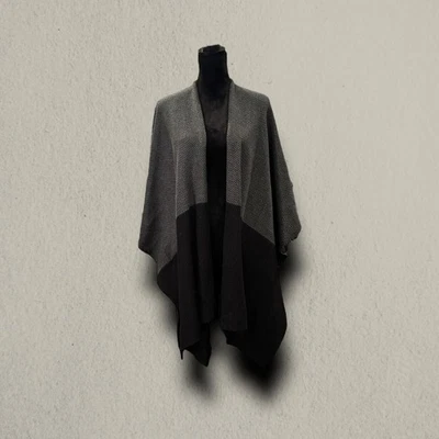 AVENUE MUJER DOS TONOS PUNTO PONCHO CHAL ABRIGO GRIS NEGRO TALLA ÚNICA Foto 1 de 4