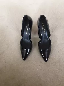 NEW Black Patent 3 1/2” Gold Stiletto Heel Court Shoes Size 7 By KURT GEIGER - Picture 1 of 6