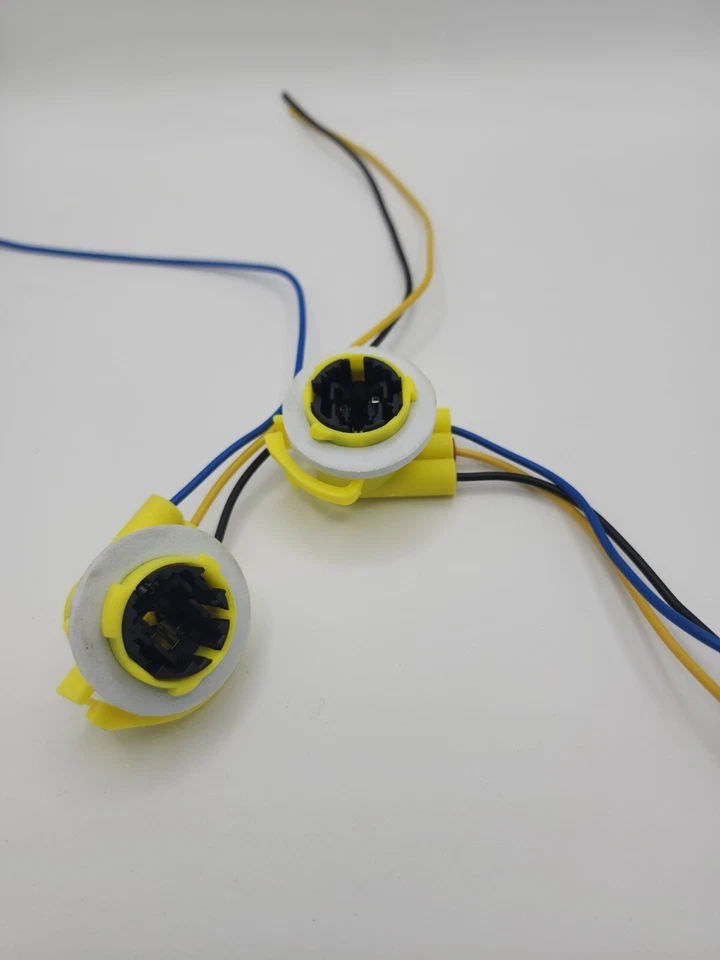 Arnés de 2 cables con enchufe de bombillas 3057-3157 para Chevrolet GM Foto 1 de 1