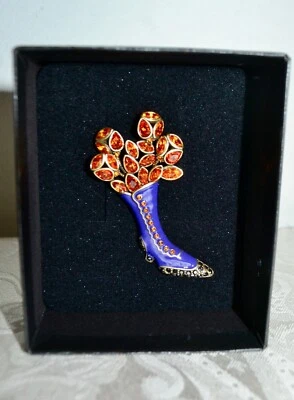 Nuevo $100 HEIDI DAUS "Sole Desire" Elegante Bota Esmalte Cristal Broche Prendedor Foto 1 de 4