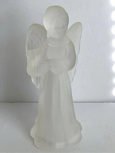 FIGURA DE ÁNGEL ESMERILADO TRANSPARENTE DE COLECCIÓN Arpa Sosteniendo Cable Eléctrico Apertura 6 3/4"H - Imagen 1 de 9