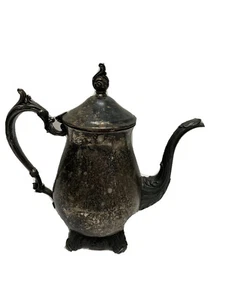 Vintage FB Rogers Silver Co.1883 Plated Ornate Footed Tea/Coffee Pot. 2642 - Picture 1 of 7