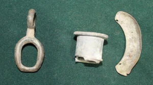 CIVIL WAR MILITARY RELICS FOUND SC LOWCOUNTRY SABER LOOP CANTEEN TOP SHOE TAP - Picture 1 of 2