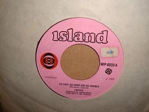 TRAFFIC,  NO FACE NO NAME AND NO NUMBER,  ISLAND RECORDS 1968 - Picture 1 of 2
