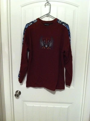 Camisa Hombre No Boundaries Hot Rod Manga Larga Personalizada Kar Kultur3 Mediana Granate Foto 1 de 4