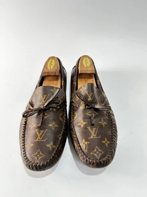 Mocasín de conducción Louis Vuitton Arizona con monograma talla 9,5 EE. UU. Foto 1 de 4