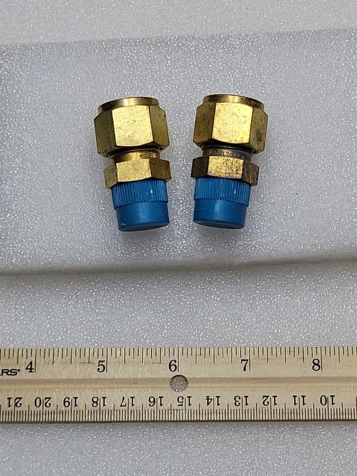 Swagelok Brass 1/2" Tube OD x 3/8" Mnpt Tubing Adapter B-800-1-6 NOS 2 Pack - Image 1 of 1