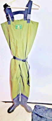 Orvis Fishing Waders w/Suspenders & Boot Socks Green Medium Size M7 - Image 1 of 4