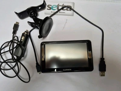 Garmin nüvi 2595 LM GPS Navigationsgerät - Bild 1 von 3