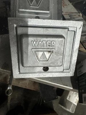 Woodford 67BX-BR Brass Box Bubble Door  Water Irrigation for 67 Hydrant No Lock - Image 1 of 4