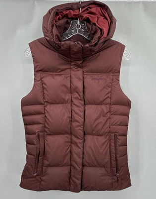 Patagonia Puffer Vest Womens Small Burgundy Hooded Down With It Insulated Warm - Image 1 of 4