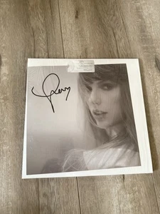 Tortured Poets Department Vinyl + “The Manuscript” + Hand Signed Photo - Imagen 1 de 2