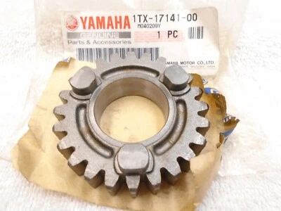 New NOS Yamaha 4th input pinion gear 1986-1993 FJ1200 FJ1200A 1TX-17141-00-00 - Image 1 of 2