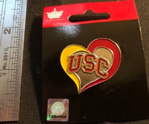 NEW USC TROJANS Heart Pin - NCAA Licensed - University of Southern California - Picture 1 of 1