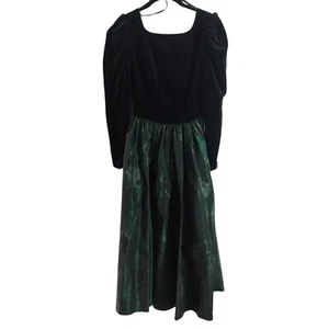 Vtg Laura Ashley Size 6 Velvet/ Taffeta Black/Green Long Dress Party Prom - Picture 1 of 13