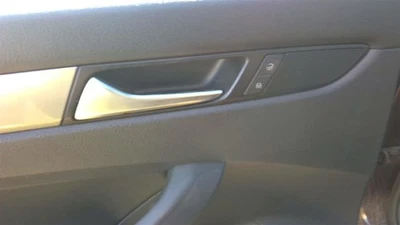 PASSAT    2014 Door Handle Interior 31059145 - Image 1 of 4