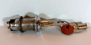 Chicago ACE II On-Off Key Switch w/ Round Keys Removable NOS Tested Working - Picture 1 of 2