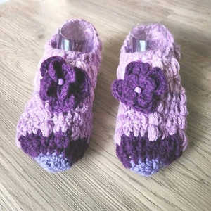 Gehäkelte Erwachsene Slipper Booties Damen US 7 Haus Schuhe Socken lila Blume 9,25" - Bild 1 von 10