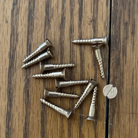 Wood Screws Slotted Flat Head Bronze # 6 X 3/4” Cover