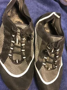 MENS WATER SHOES SIZE L 11-12 Black & gray Pool Beach Sport Shoes - Picture 1 of 3