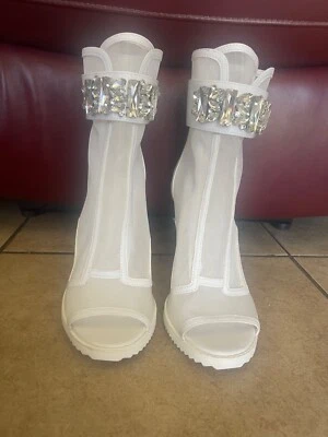 Karl Lagerfeld Paris Blayze White Rhinestone & Mesh Peep Toe Bootie Size 9 - Image 1 of 4