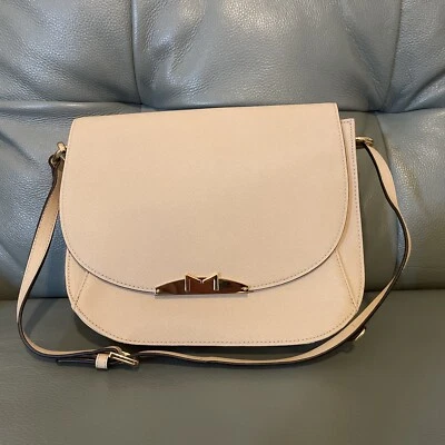 Cuero Nuevo con Etiquetas Marc Fisher Harper SB Diseñador Cartera Color Desnudo A264456 Foto 1 de 4