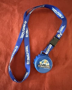 St. Pauli Mädchen Schlüsselband Flaschenöffner abnehmbar Form wie Flaschenverschluss - Bild 1 von 4