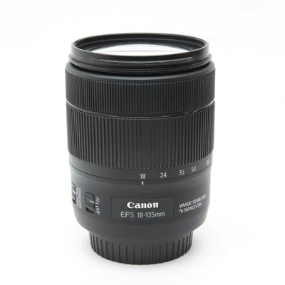 Canon EF-S 18-135mm F/3.5-5.6 IS USM (APS-C / EF-S mount) #64 - Image 1 of 4