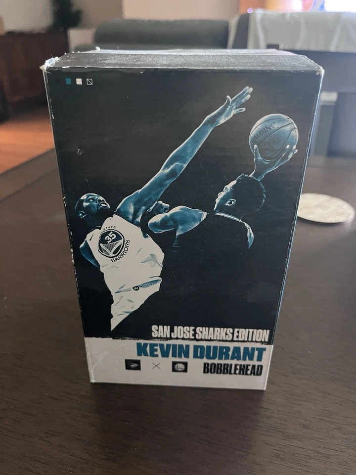 Golden State Warriors Kevin Durant Bobblehead San Jose Sharks Edition SGA Foto 1 de 4