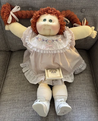 1985 Cabbage Patch Kids Little People Hand Signed Xavier Roberts Soft Sculpture - Image 1 of 4