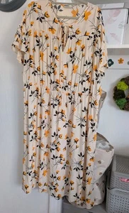 LADIES GEORGE LONG SUMMER FLORAL DRESS 100% VISCOSE SIZE 22 WILL ALSO FIT 24/26 - Picture 1 of 2