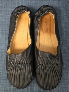 Chocolat Blu Pintuck Vic Black Pleated Wedges Size 8.5. D240145 - Picture 1 of 7