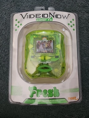 ¡NUEVO/TODAVÍA SELLADO! REPRODUCTOR DE VIDEO PERSONAL FX VERDE FRESCO AHORA COLOR TIGRE  Foto 1 de 2