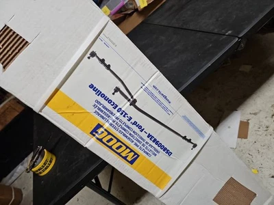 Conjunto de acoplamiento de dirección MOOG DS800983A para Ford E-150 Econoline Foto 1 de 2