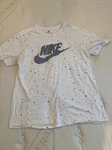 Nike shirt - Picture 1 of 1