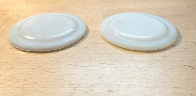 TEENS 1920S FORD PACKARD PIERCE CADILLAC SIDE COURTESY MILK GLASS LENS LENSE ??? - Image 1 of 4