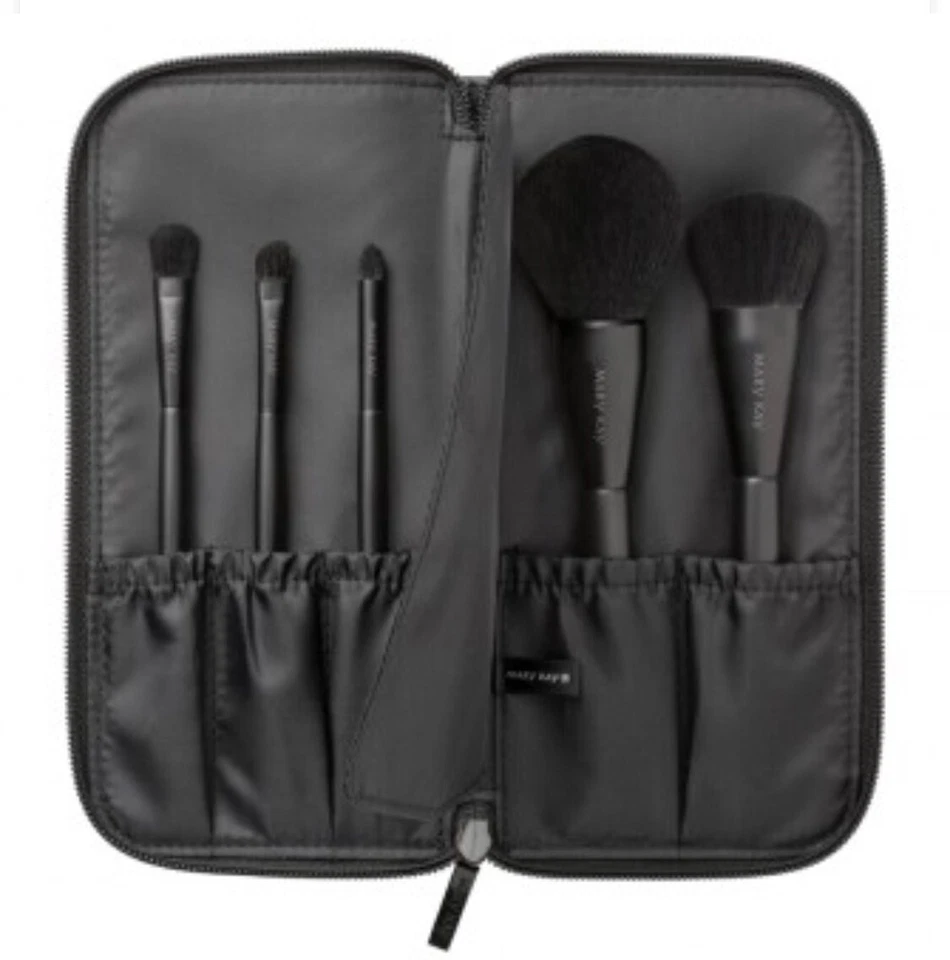 Mary Kay Essential Brush Collection Pinsel