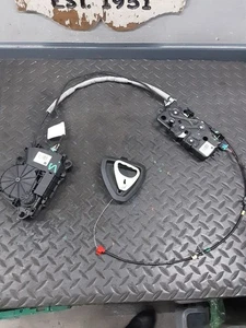 2020 BMW 330i (SEDAN) TRUNK LOCK ACTUATOR & CABLE: 163672-10 - Foto 1 di 12
