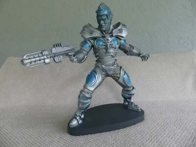 Mr. Estatua de congelación, película de Batman y Robin con pistola de congelación, Arnold Schwarzenegger Foto 1 de 4