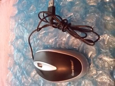 Gear Head Lighted Optical Mouse 800 dpi    - Image 1 of 3
