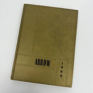Vintage Molalla High School “1966 Arrow” Year Book Hardcover Signed - Picture 1 of 9