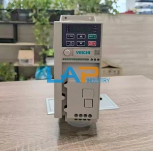 1PCS New Frequency converter AC10-T/S2-R75G-B Inverter 0.75KW 220V - Bild 1 von 2