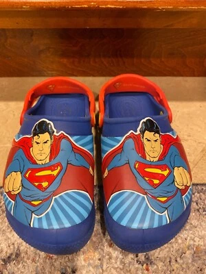 Crocs Superman Light On Zapatos - Niño Talla 13  Foto 1 de 4