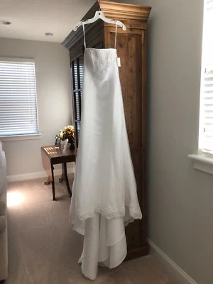 Michelangelo White Wedding Dress - Size 8 - Brand new and beautiful. - Image 1 of 3