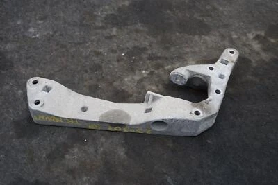 Soporte de montaje cruzado de transmisión OEM 22326777615 BMW 750i G12 2016 Foto 1 de 4