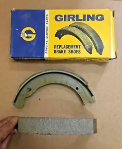 NOS LAND ROVER GIRLING BRAKE SHOE- 88" GB41757 - Bild 1 von 2