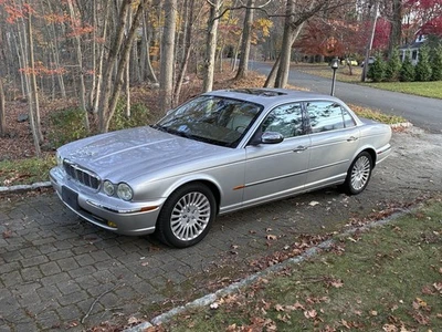2005 Jaguar Vanden Plas  - Image 1 of 4