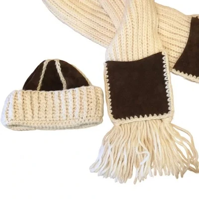 Conjunto de Sombrero y Bufanda de Gamuza Tejido Grueso Lana St Michael De Colección Hecho en Italia Foto 1 de 4