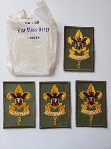 Lot 4 alte unbenutzte Pfadfinder BSA seien vorbereitet erste Klasse Abzeichen Aufnäher - Bild 1 von 3