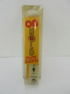Wicom 'On Hold' Mute Switch for Standard Corded Telephones - Photo 1/5